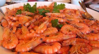 Картинка по теме - как варить сырые креветки