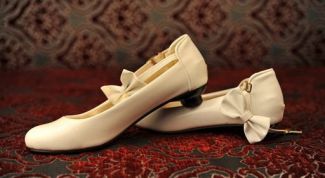 Картинка по теме - как растянуть тесную обувь