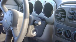 Картинка по теме - как заблокировать автомобильный руль