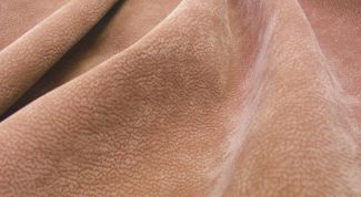 Картинка по теме - как почистить натуральную замшу