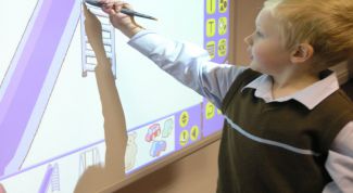 Картинка по теме - как выбрать интерактивную доску