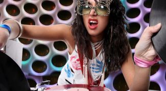 Картинка по теме - как обратить на себя внимание бывшего парня