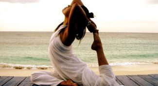 Картинка по теме - как заниматься йогой дома