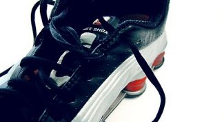 Картинка по теме - как разносить кроссовки