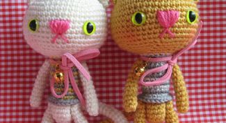 Картинка по теме - как связать игрушку кошку крючком