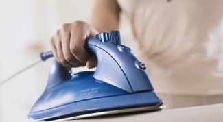 Картинка по теме - как отмыть утюг