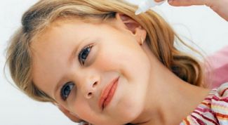 Картинка по теме - как промывать уши перекисью водорода