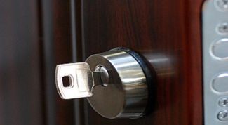Картинка по теме - как поставить дверной замок