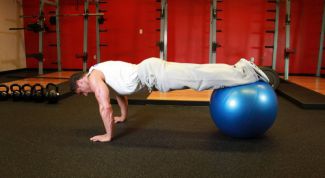 Картинка по теме - как накачать мышцы отжиманием