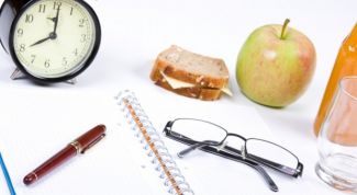 Картинка по теме - как выбрать время для приема пищи