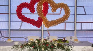 Картинка по теме - как сделать сердце из воздушных шариков