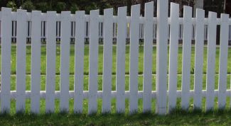 Картинка по теме - как построить деревянный забор