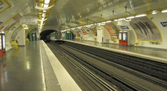 Картинка по теме - как зарядить проездной на метро