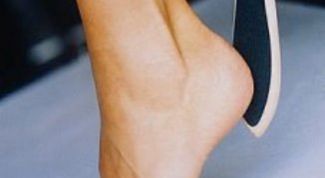 Картинка по теме - как избавиться от мозолей на ступнях