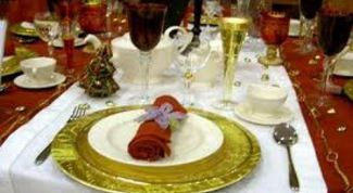 Картинка по теме - как оформить стол к празднику