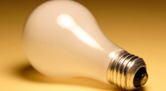 Картинка по теме - как заменить лампочку на потолке
