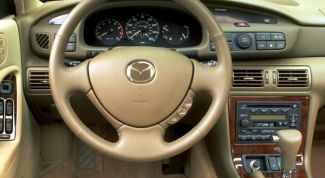 Картинка по теме - как разобрать панель мазды