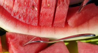 Картинка по теме - как нарезать арбуз