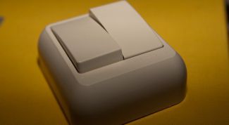 Картинка по теме - как подключить двухкнопочный выключатель