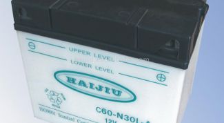 Картинка по теме - как зарядить мото аккумулятор