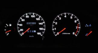 Картинка по теме - как заменить лампочку подсветки панели