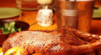 Картинка по теме - как запечь гуся в яблоках