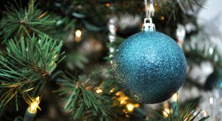 Картинка по теме - как выбрать елку: искусственные елки vs. живые