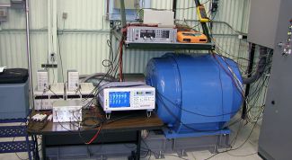 Картинка по теме - как запустить трехфазный двигатель