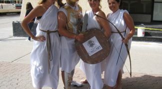 Картинка по теме - как завязывать тогу