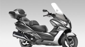 Картинка по теме - как менять масло на скутере