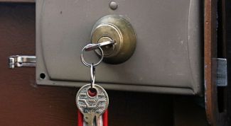 Картинка по теме - как поменять сердцевину у замка