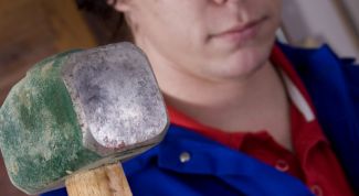 Картинка по теме - как отбить старую плитку