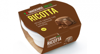 Неплохой вариант не очень жирного десерта, не приторный, низкокалорийный (для сыра)