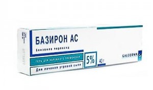 Эффективно борется с прыщами, но сильно сушит кожу