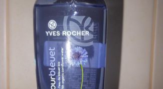 Не снимает макияж