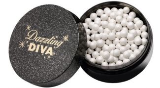 Придают коже перламутровое сияние