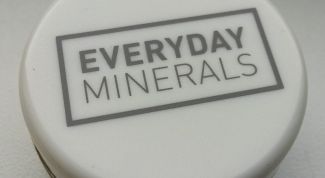 Корректор Everyday Minerals в оттенке Mint