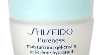 Прекрасно увлажняет кожу лица