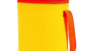 Помещаются 2 бутылочки