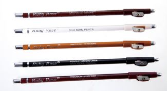 Огромная палитра цветов, но не очень хорошее качество