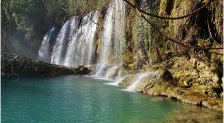Очень красивый водопад Куршунлу