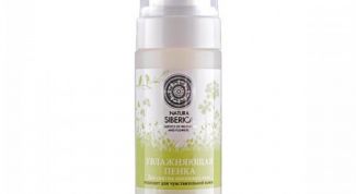 Хорошо удаляет косметику с глаз