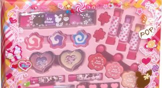 Легко смывается водой