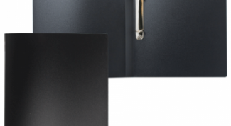 Защищает документацию