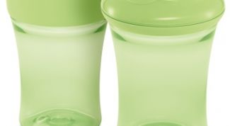 Обучающий поильник