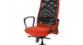 Отличный кожаный стул