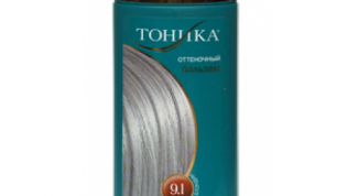 Сильно портит волосы