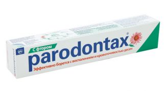 Возникает рвотный рефлекс