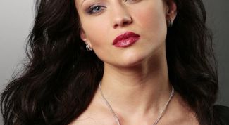 Хоть и зарекалась смотреть сериалы, но этот затянул