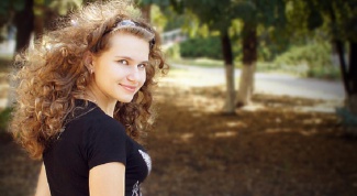 Волнистые локоны навевают романтику